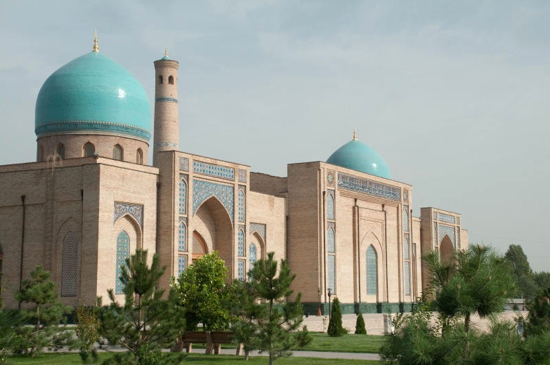 Khast Imam: Quần thể tôn giáo Hồi giáo thiêng liêng bậc nhất Tashkent.