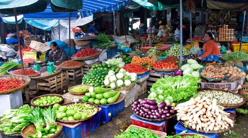 Chợ Dĩ An 2 ở Bình Dương là điểm đến lý tưởng cho mua sắm đa dạng, giá cả phải chăng.