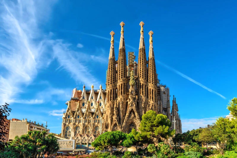 Sagrada Familia: Kiệt tác kiến trúc, biểu tượng Barcelona.