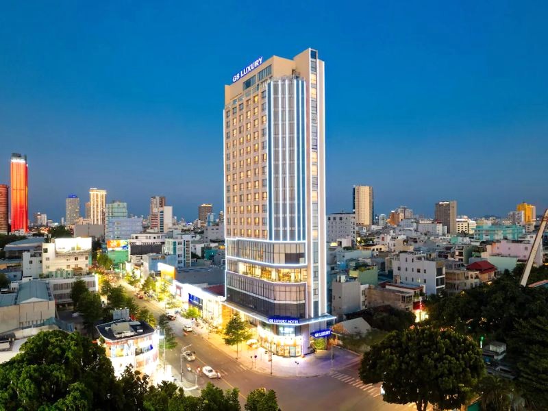 G8 Luxury Hotel & Spa Đà Nẵng: sang trọng, quy mô lớn, vị trí trung tâm.