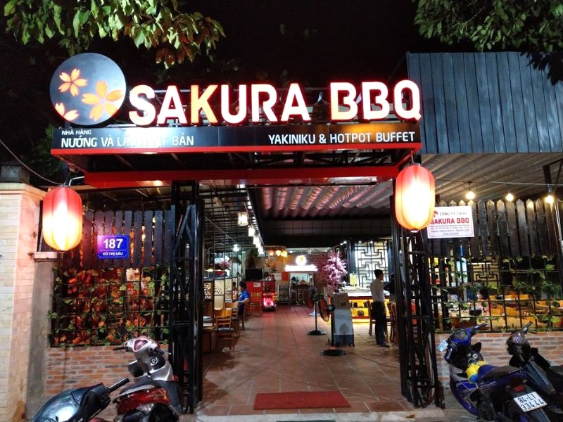 Sakura BBQ: Không gian Nhật Bản rộng rãi, thoáng đãng, mới lạ.