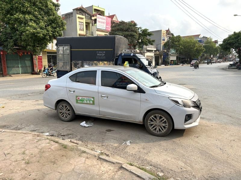 Taxi Minh Thông: Xe đa dạng, phục vụ mọi nhu cầu của bạn và gia đình. (99 ký tự)