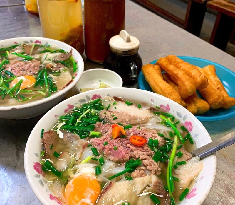 Phở Thịnh: Phở ngon, nức tiếng! 🍜 Ảnh: @the.mini.cindy