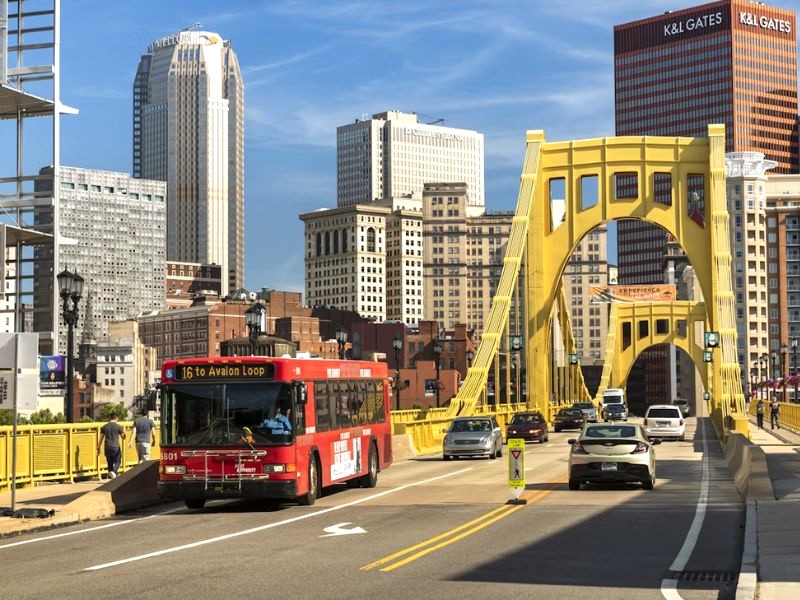 Giao thông hiện đại của Pittsburgh (Lonely Planet)