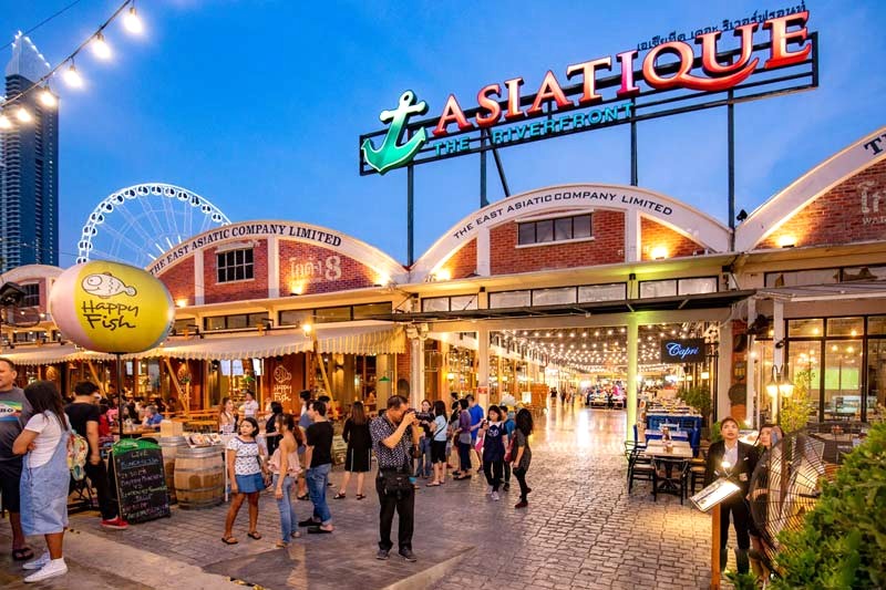 Asiatique: Chợ đêm lớn nhất Bangkok (Ảnh: preparetravelplans)