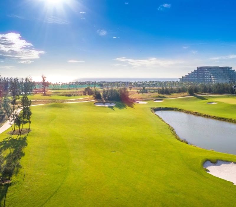 Vinpearl Nam Hội An: Sân golf đẳng cấp bậc nhất Việt Nam. (Ảnh: Vinpearl Golf Nam Hội An)