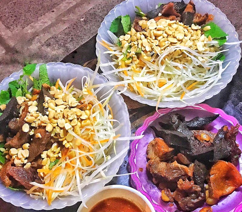 Quán Cô Cúc: Menu giá cực yêu!