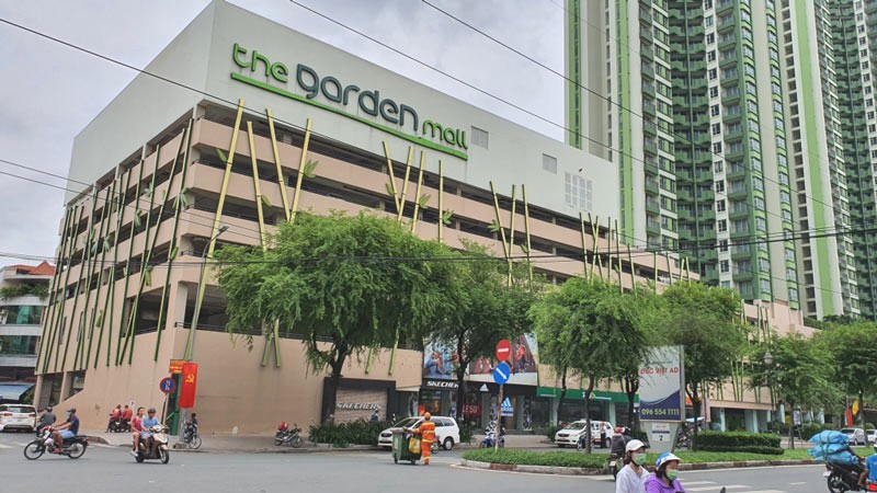 The Garden Mall: Nơi lưu giữ những câu chuyện kỳ thú! (94 ký tự)