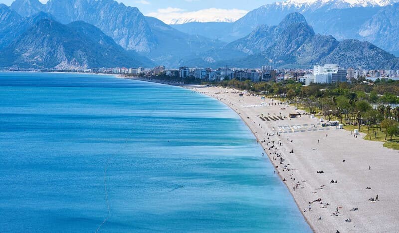 Bãi biển Lara, vị trí tuyệt đẹp của Antalya.