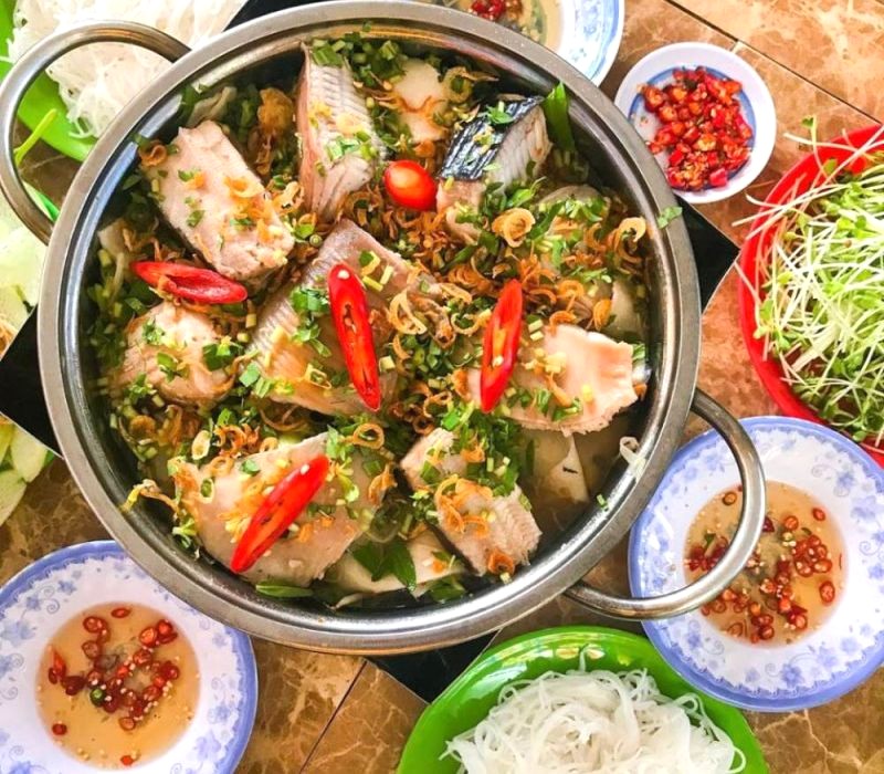 Lẩu cá đuối: Đặc sản Vũng Tàu, bạn nhất định phải thử!