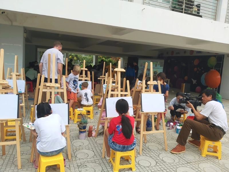 Đài thiên văn Nha Trang thu hút nhiều bạn nhỏ với các hoạt động thú vị. (Ảnh: Đài thiên văn Nha Trang)