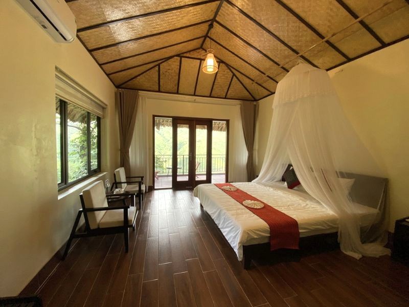 Bungalow rộng rãi, thoáng đãng (Ảnh: Tà Xùa Ecolodge)