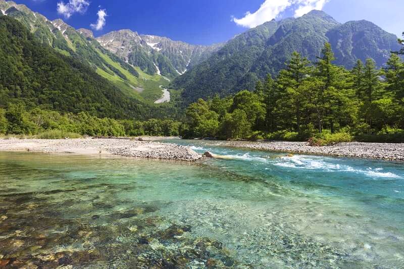 Khám phá dãy Alps Nhật Bản hùng vĩ tại thung lũng Kamikochi. (Ảnh: japan.travel)