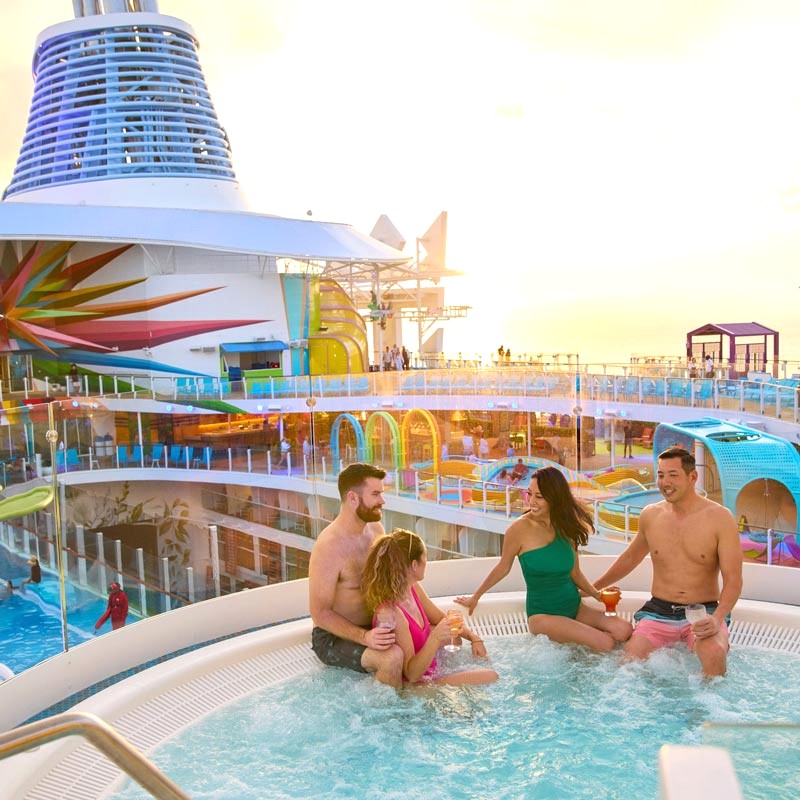 Trải nghiệm tuyệt vời trên du thuyền Royal Caribbean.