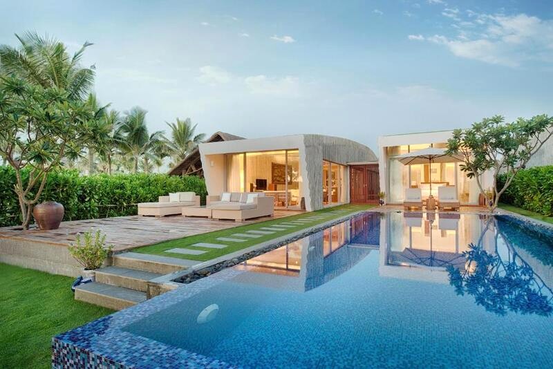 Naman Retreat Villa sở hữu khuôn viên rộng lớn, đầy đủ tiện nghi 5 sao.