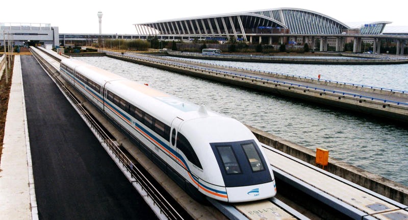 Tàu điện Maglev đạt tốc độ tối đa 431 km/h nhờ công nghệ đệm từ.