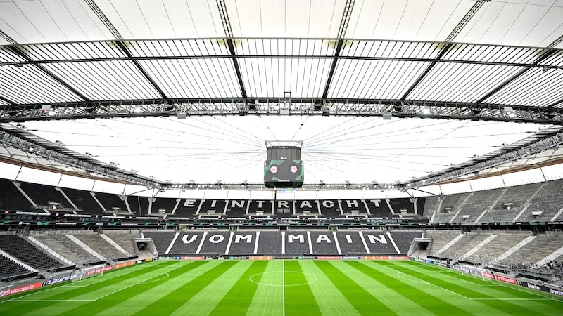 Sân vận động hiện đại, nhà của Eintracht Frankfurt. (Ảnh: UEFA)