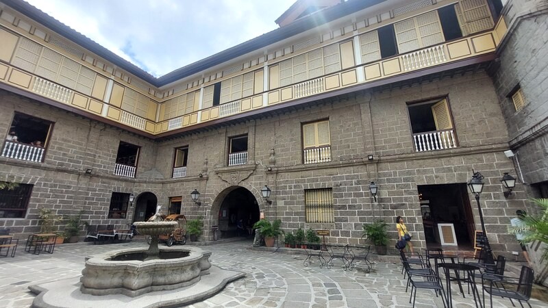 Casa Manila, hay Manila House, là bảo tàng tái hiện cuộc sống vương giả của một gia đình Philippines giàu có trong thời kỳ thuộc địa Tây Ban Nha. (Ảnh: Intramuros Administration)