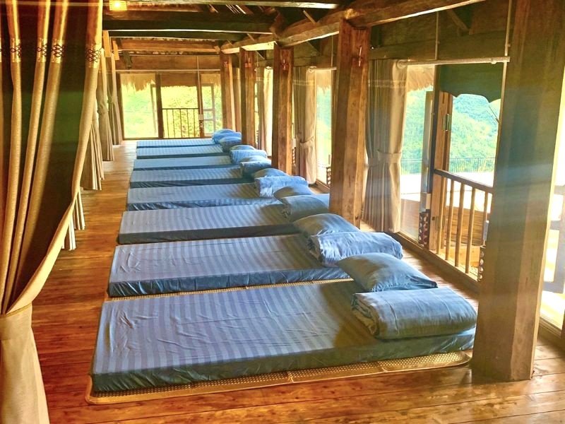 Nhà sàn tập thể - Tà Xùa Ecolodge