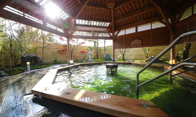 Tsukioka Onsen: Suối nước nóng lưu huỳnh cao nhất Nhật Bản. (Ảnh: ANA)