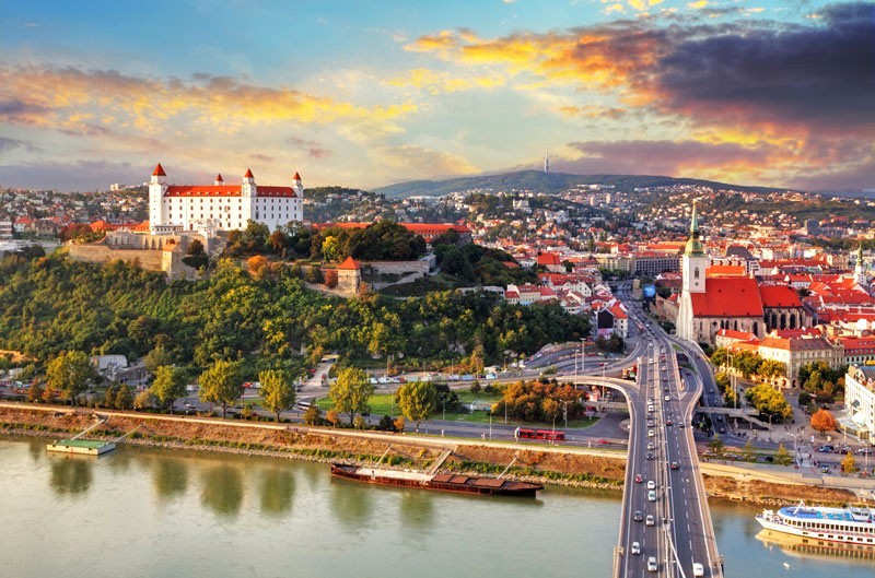 Bratislava: Thủ đô Slovakia (Ảnh: visitbratislava)