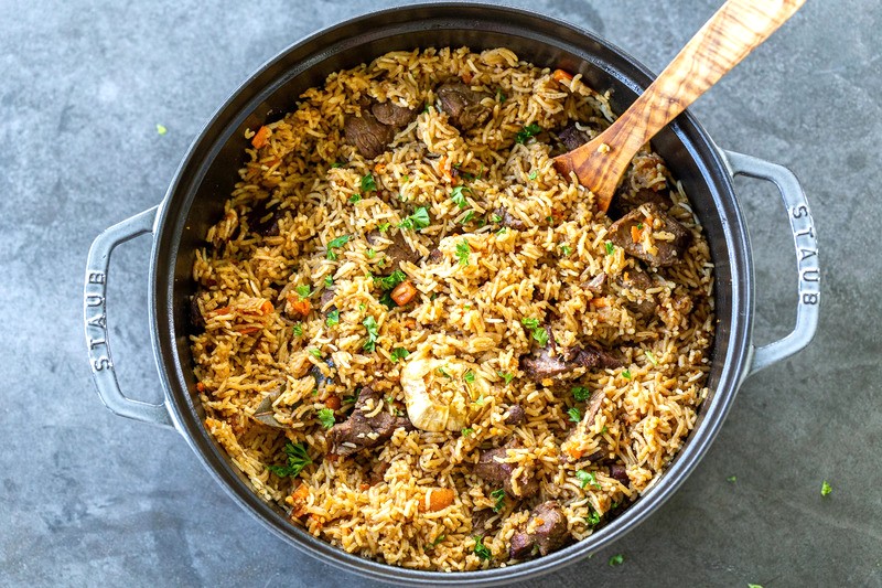 Plov: Món ăn lịch sử và phổ biến của Uzbekistan. (Ảnh: momsdish)