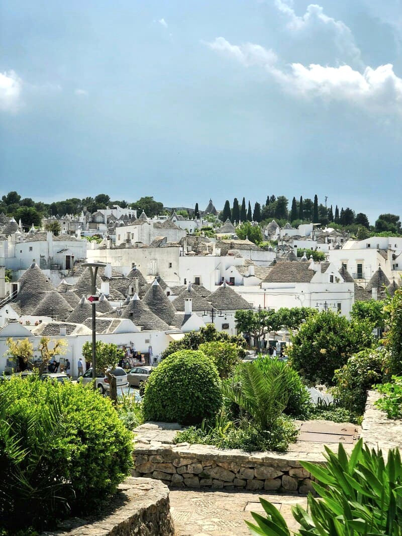 Alberobello, thị trấn xinh đẹp ở Bari, Apulia, Ý. (Ảnh: Victor Malyushev)