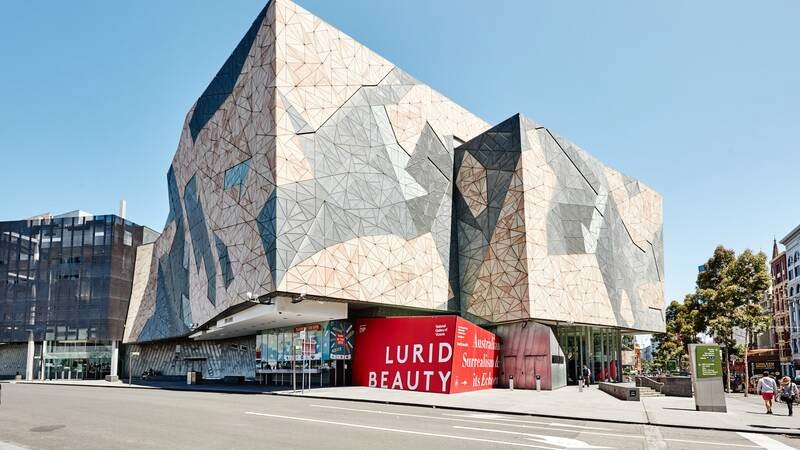 NGV Australia, tọa lạc tại Federation Square, có hơn 20 phòng trưng bày trải dài trên 3 tầng. (Ảnh: Brooke Holm/Ian Potter)