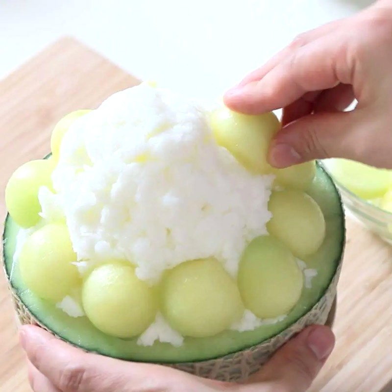 Bingsu dưa lưới - món ngon mùa hè! (Ảnh: giadinh.suckhoedoisong)