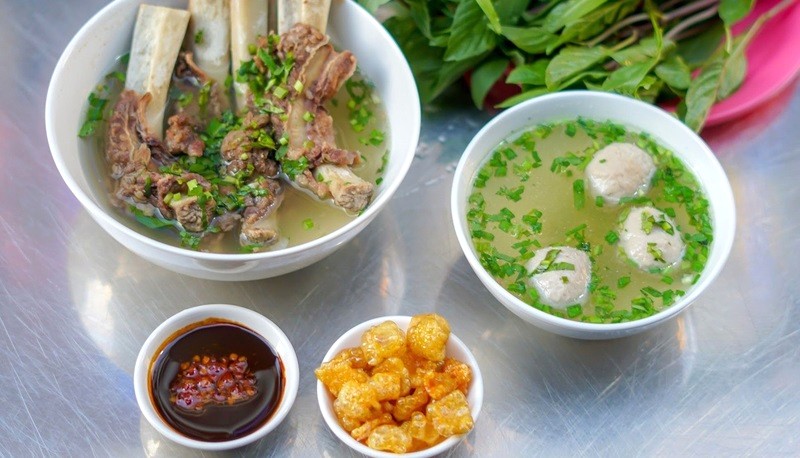 Bò viên, xí quách quán ngon (Ảnh: Foody)