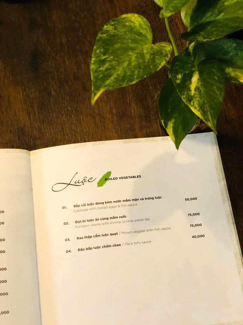 Menu luộc thanh đạm, dễ ăn (Ảnh: Nhà Tú)