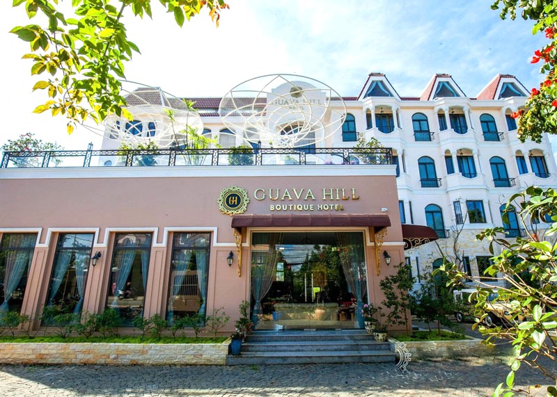 Guava Hill Boutique Hotel: View đẹp, trên đồi. (Ảnh: Fanpage)