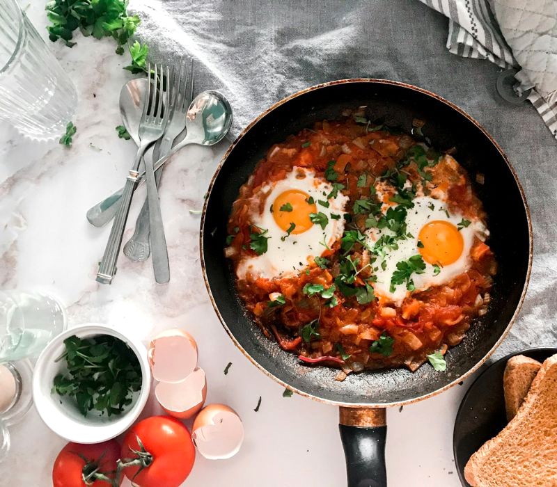 Shakshuka ngon tuyệt đỉnh! 😋 (Ảnh: beinharimtours)