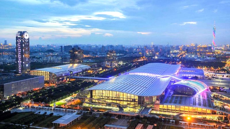 Hội chợ Canton Fair diễn ra định kỳ tại Khu liên hợp Xuất nhập khẩu Trung Quốc, quy mô 110 ha. (Ảnh: axtongl)