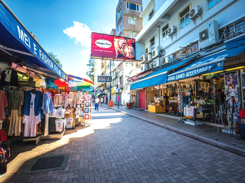 Chợ đêm Miếu Nhai: Ẩm thực đường phố độc đáo, mua sắm độc lạ. (Ảnh: Hong Long Tourism Board)