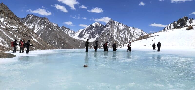 Hành trình trekking lên Núi Kailash đầy thử thách nhưng cũng vô cùng kỳ thú. (Ảnh: shambhala-adventure)