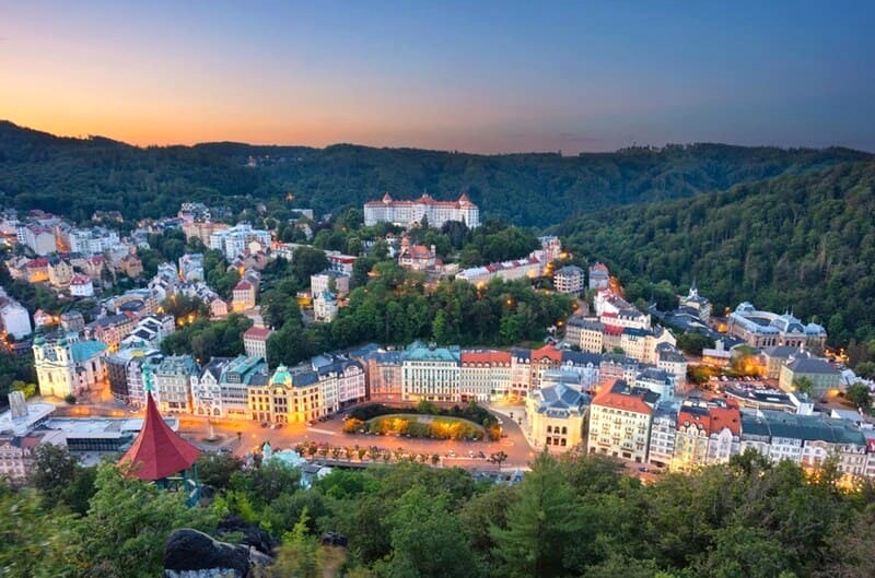 Karlovy Vary, hay Bồn tắm của Charles, được đặt tên theo vua Charles IV. (Ảnh: Mignon Hotel)