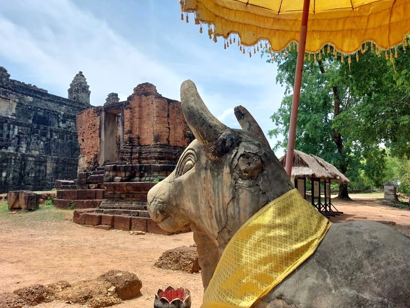 Hoàng hôn Phnom Bakheng: Huyền bí & ngoạn mục.