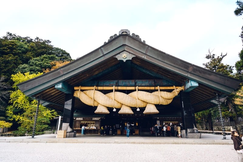 Izumo Taisha, ngôi đền cổ nhất Nhật Bản, ẩn chứa lịch sử lâu đời chưa rõ niên đại. (Ảnh: longphutravel)