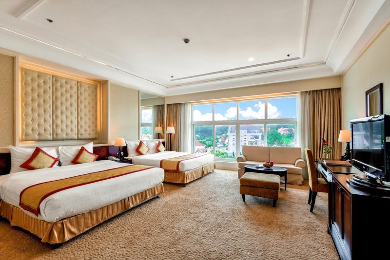 Phòng khách sạn Đà Lạt sang trọng, thanh lịch. (Ảnh: Fanpage La Sapinette Hotel DaLat)