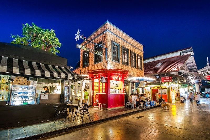 Thời điểm lý tưởng ghé thăm Asiatique The Riverfront là từ chiều đến tối. (Ảnh: Prachanart Viriyaraks)