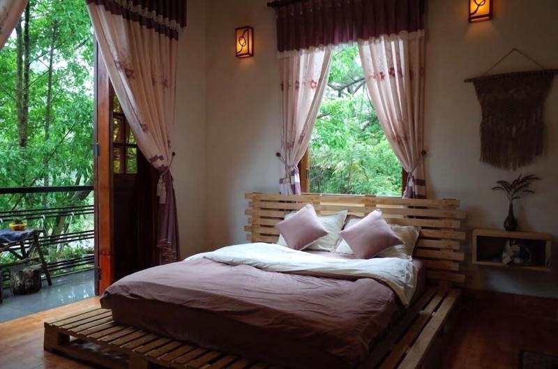 Sum Villa Homestay Măng Đen: Phòng nghỉ tinh tế, tiện nghi. (Ảnh: Mytour)