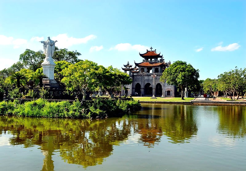 Kim Sơn đẹp nhất vào xuân hè. (Ảnh: kimson.ninhbinh.gov)