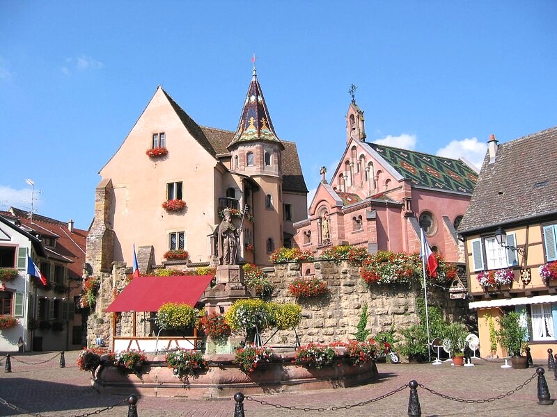 Eguisheim, gần Strasbourg, Freiburg và Basel. (Ảnh: Daniel Jünger)