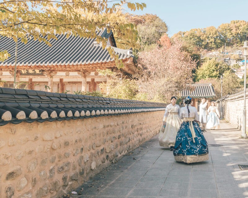 Địa điểm chụp ảnh hanbok hot nhất! 📸 (Ảnh: thereshegoesagain)