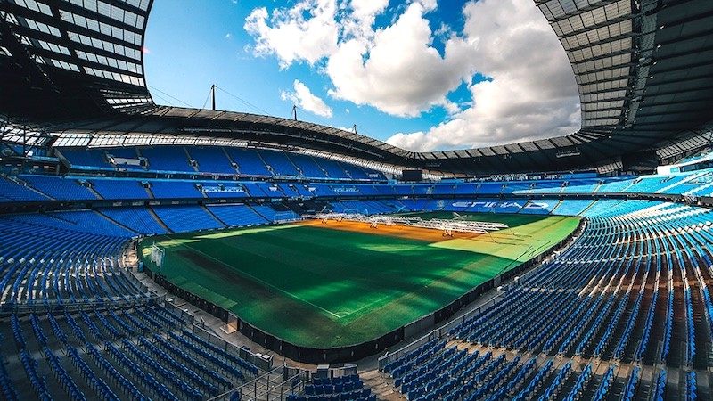 Khám phá Etihad Stadium: Phòng thay đồ cầu thủ, đường hầm ra sân, khu vực VIP, và nhiều hơn nữa! (Ảnh: mancity.com)