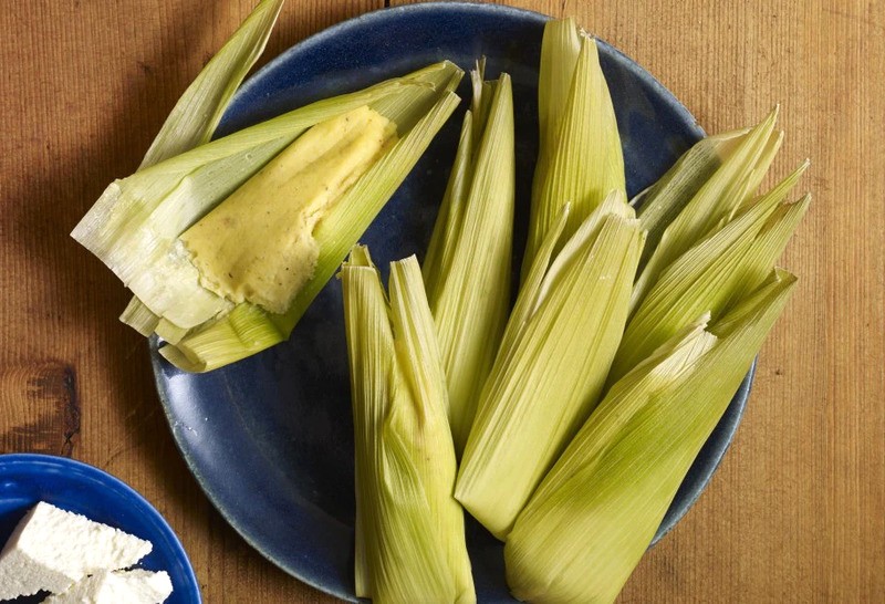 Vỏ bánh Tamales hấp dẫn ngay từ cái nhìn đầu tiên.  (70 ký tự)