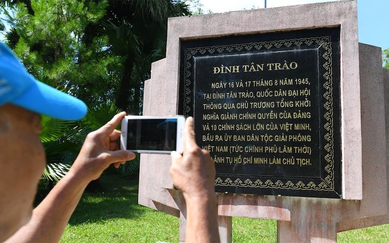 Đình Tân Trào (hay Kim Long) - biểu tượng văn hóa kiến trúc Việt. (Ảnh: Tổng cục Du lịch)