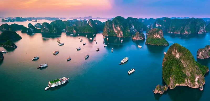 Vịnh Hạ Long: Thiên nhiên hùng vĩ, điểm đến lý tưởng cho kỳ nghỉ 2/9. (Ảnh: Traveloka)