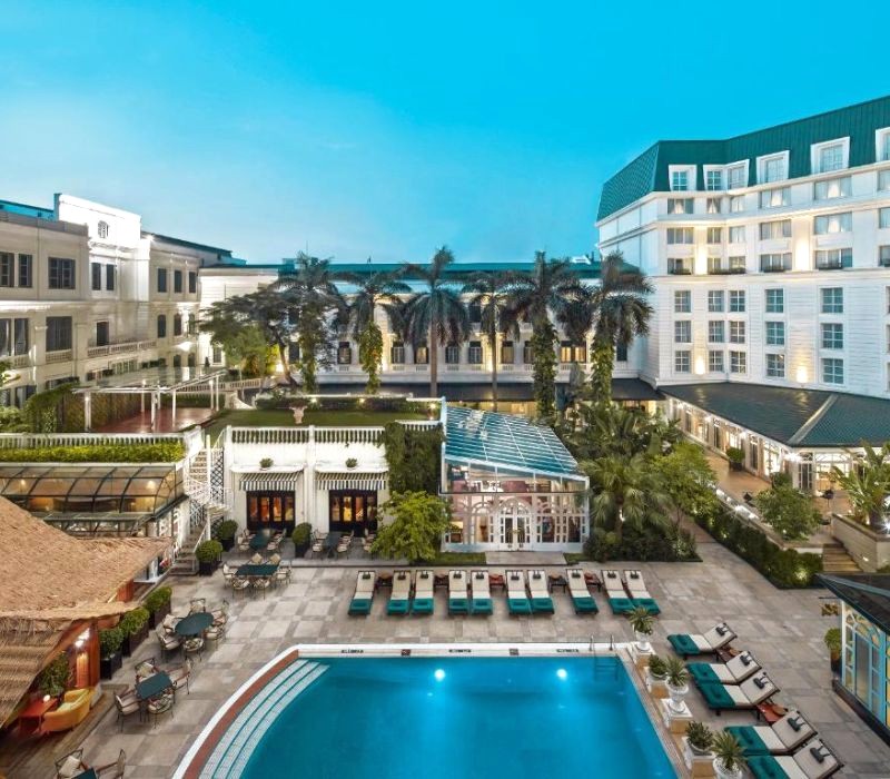 Khách sạn Sofitel Legend Metropole: Kiến trúc Pháp cổ kính.